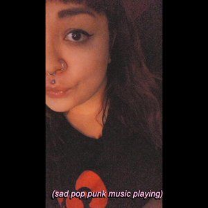 Meet your Posher, Danielle